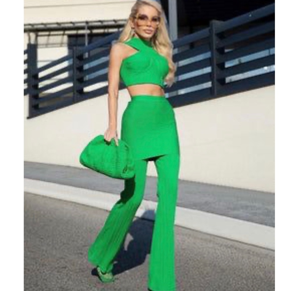 Green 2 piece set